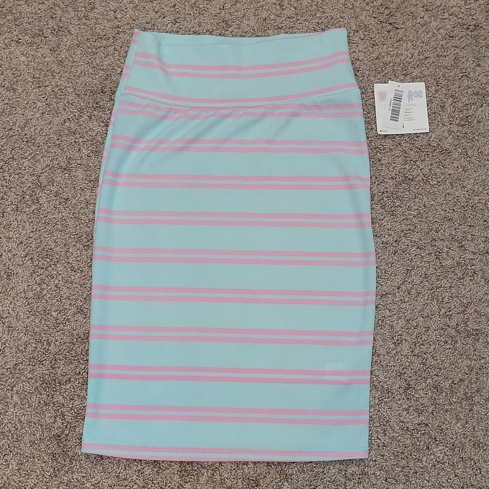 NWT Lularoe Cassie Pencil Skirt Lightweight Stretch Size S 6-8